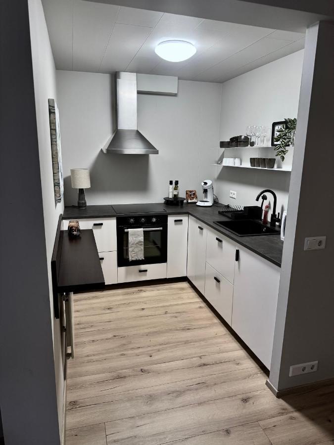 Akureyri Backpackers, Hafnarstraeti 100 - Apartment For 4 Kültér fotó